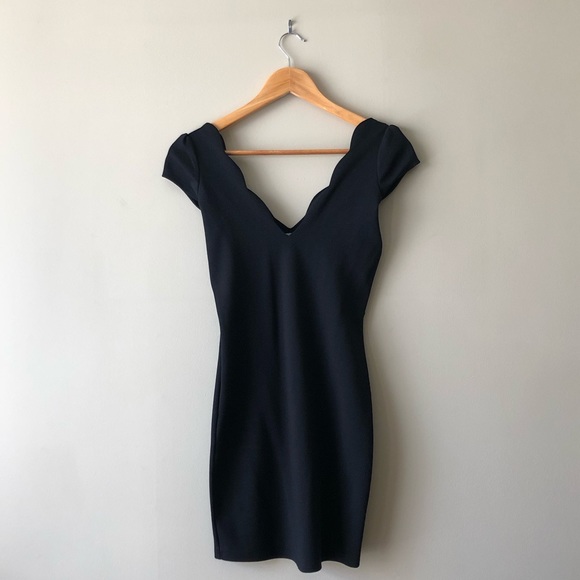 Cooperative scalloped edge bodycon dress - Picture 1 of 3